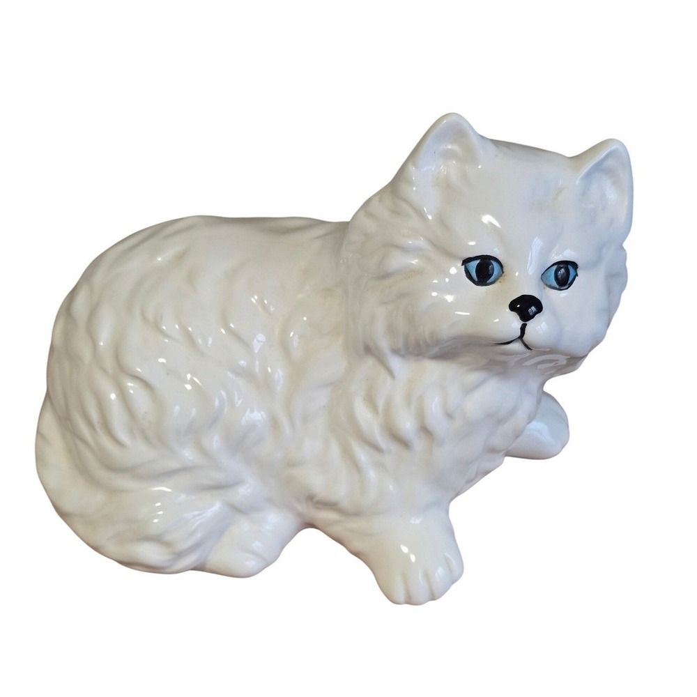 Noel Giftcraft Vintage White Persian Cat Figurine Blue Eyes Ceramic Taiwan 7.5in